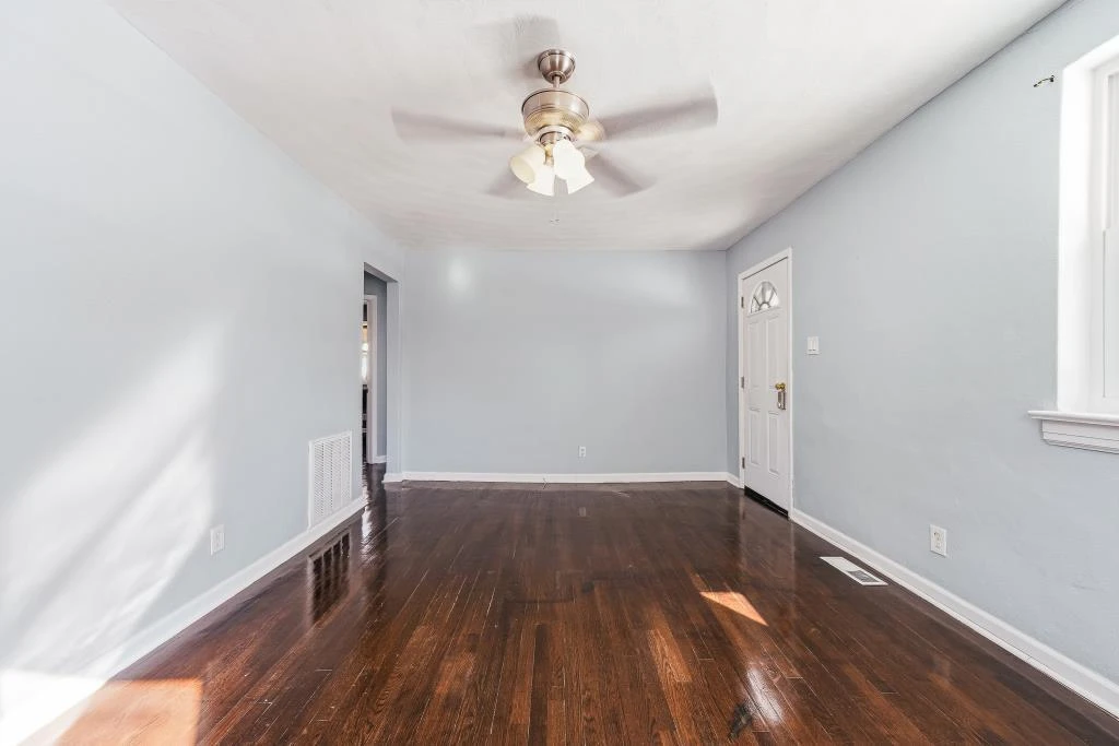 544 Westwood BLVD NW - Photo 5
