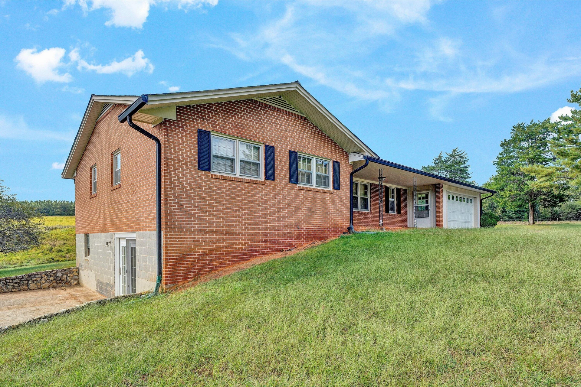 5033 McNeil Mill RD - Photo 44