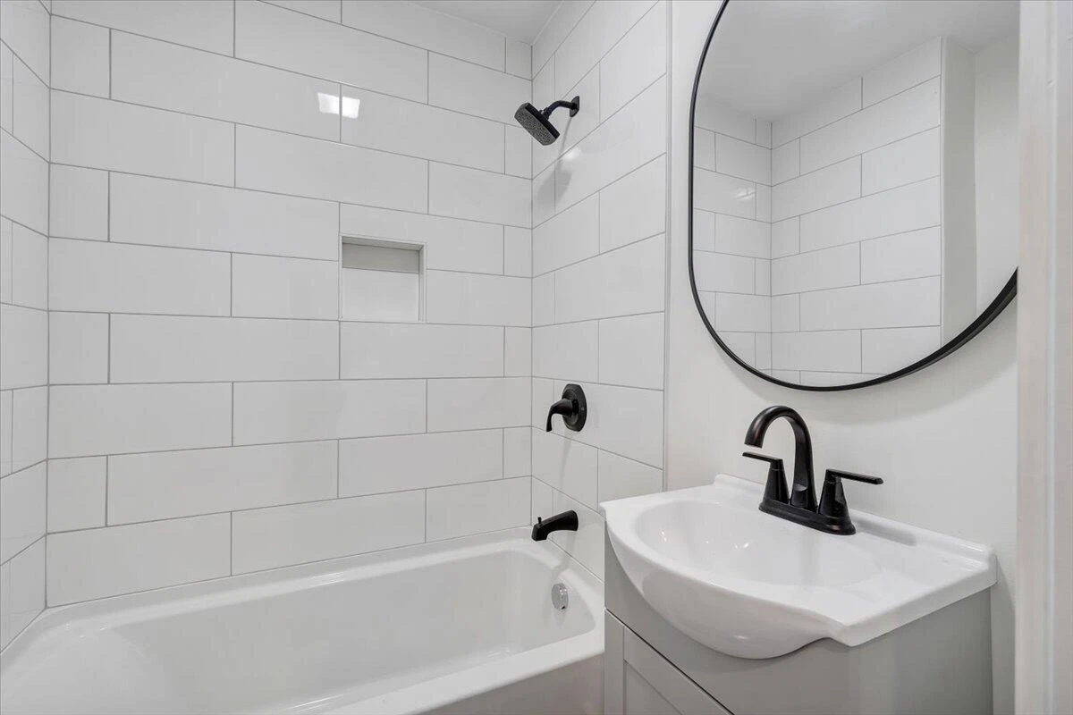 411 W Cleveland AVE - Photo 18