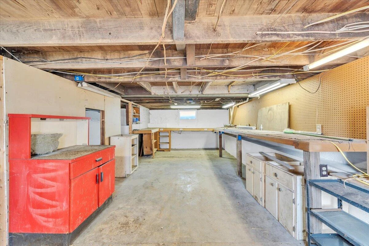 411 W Cleveland AVE - Photo 37