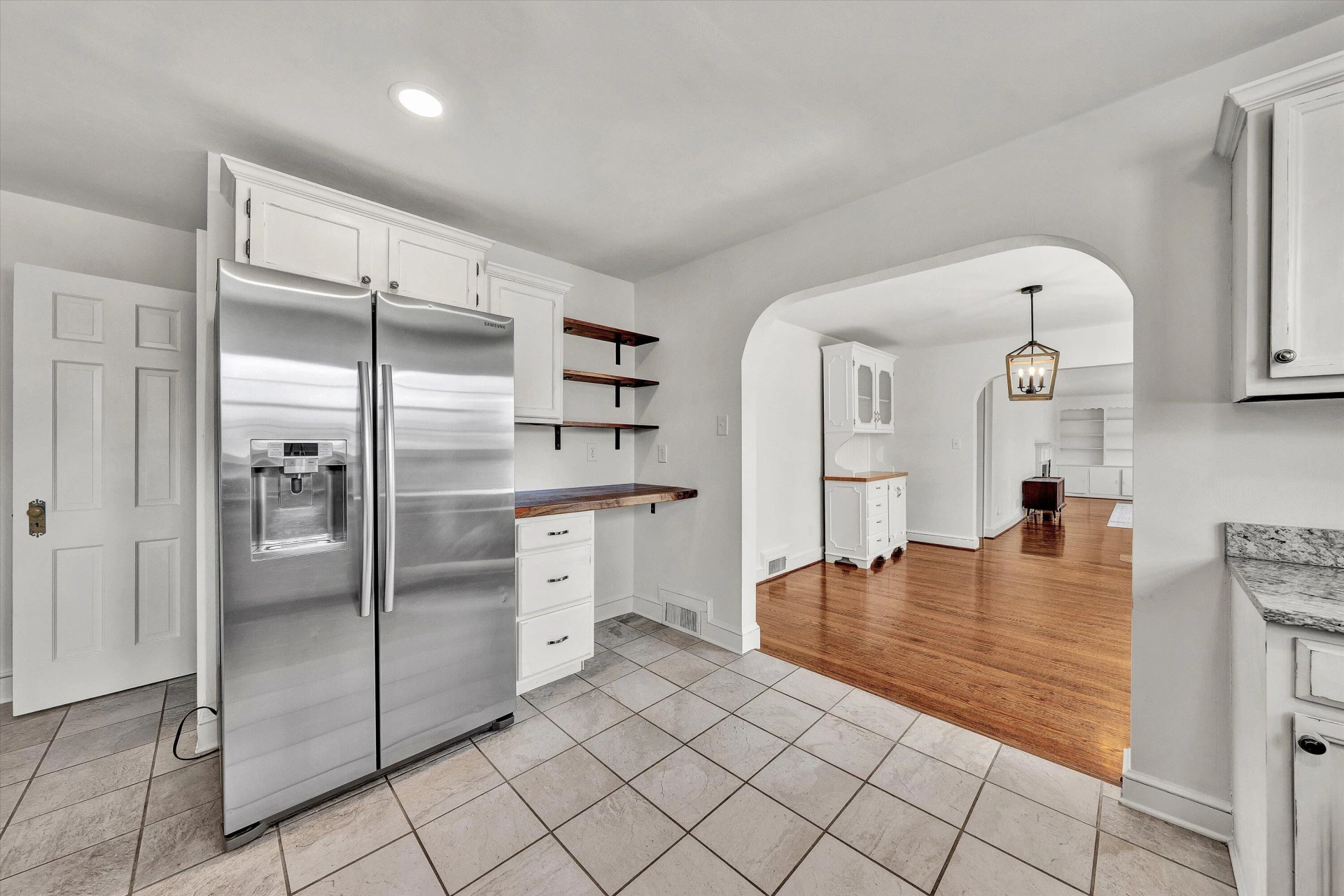 2616 Hollowdale DR - Photo 18
