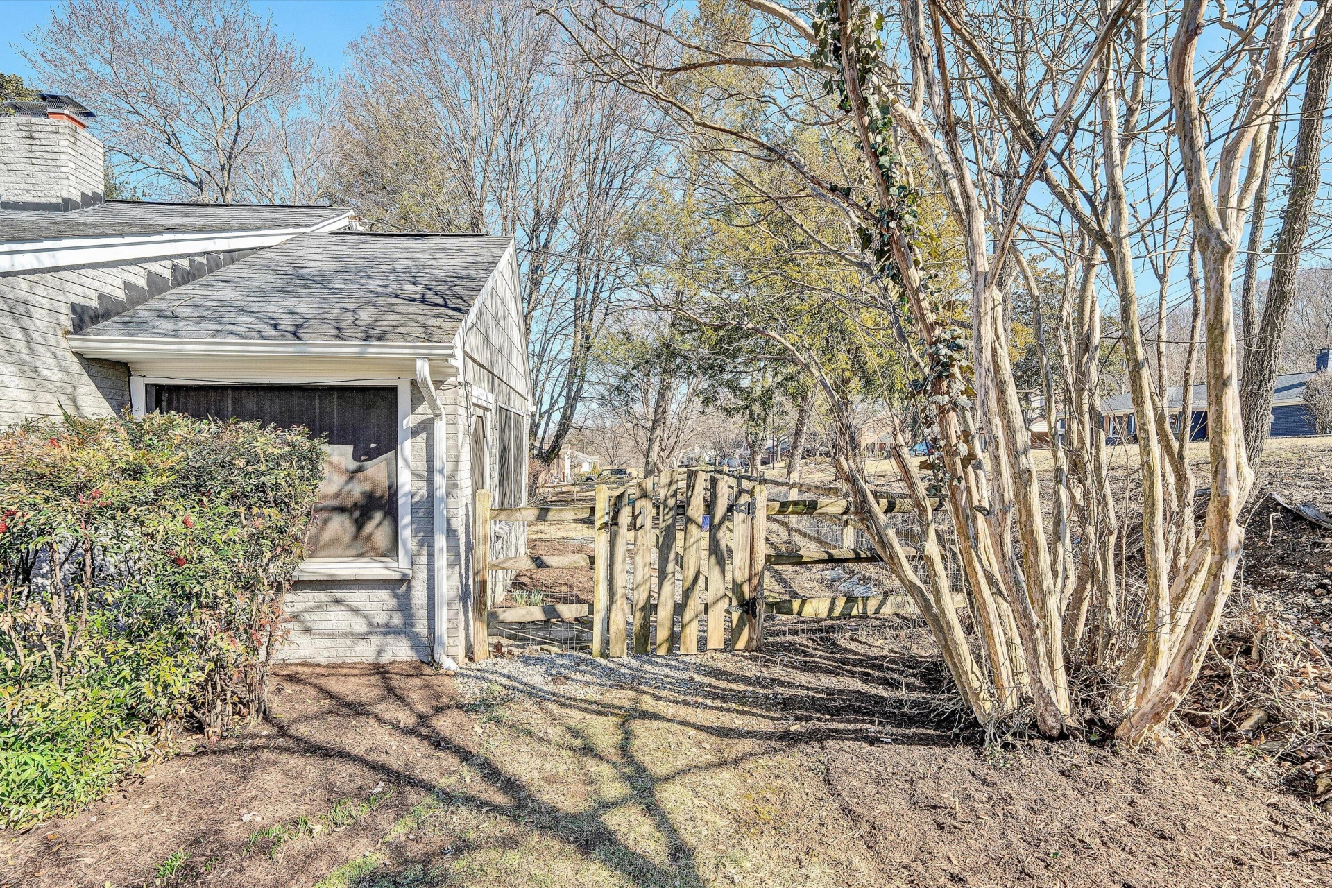 2616 Hollowdale DR - Photo 31