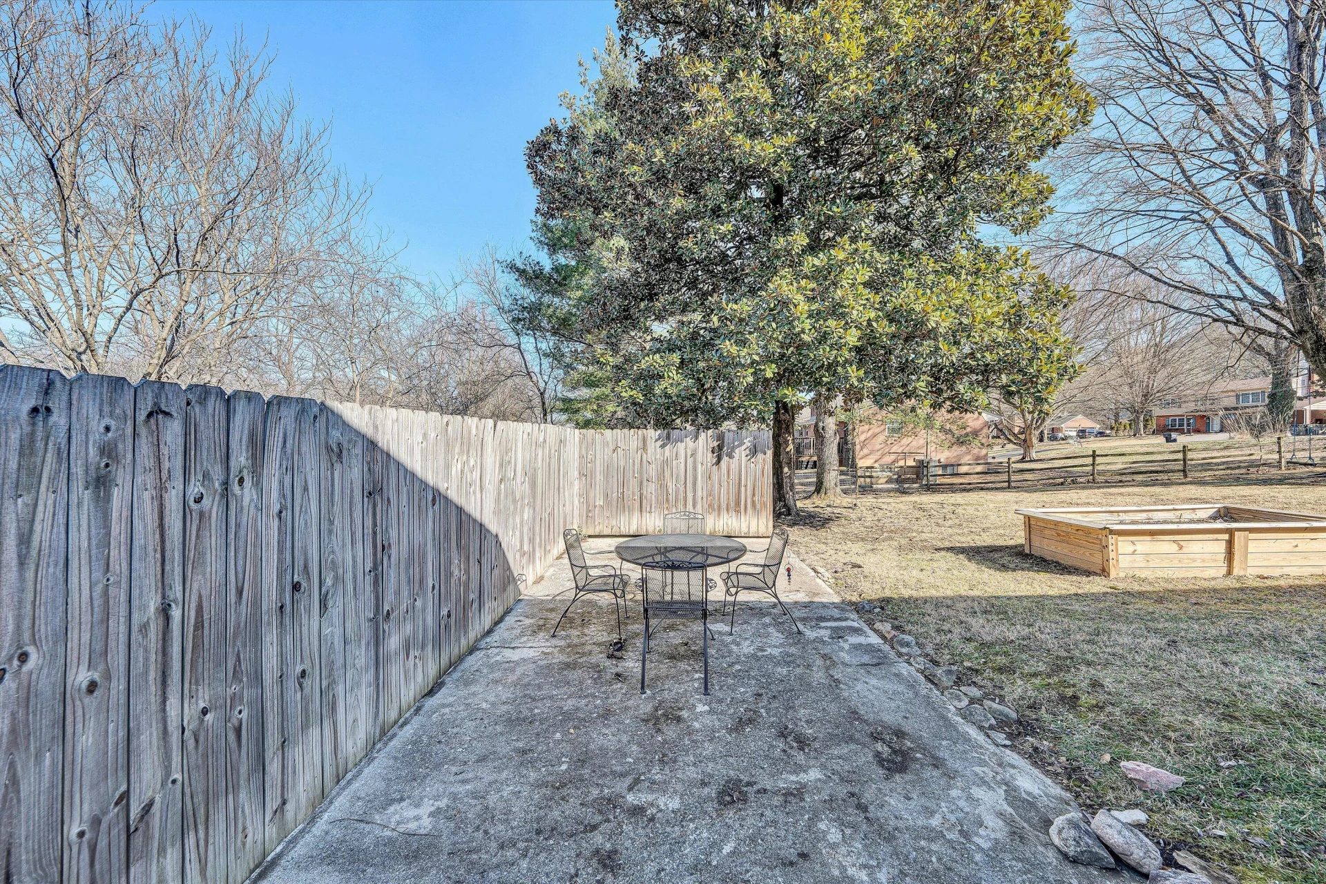2616 Hollowdale DR - Photo 36