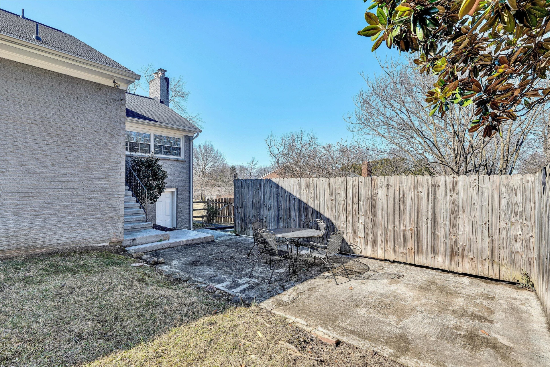 2616 Hollowdale DR - Photo 37