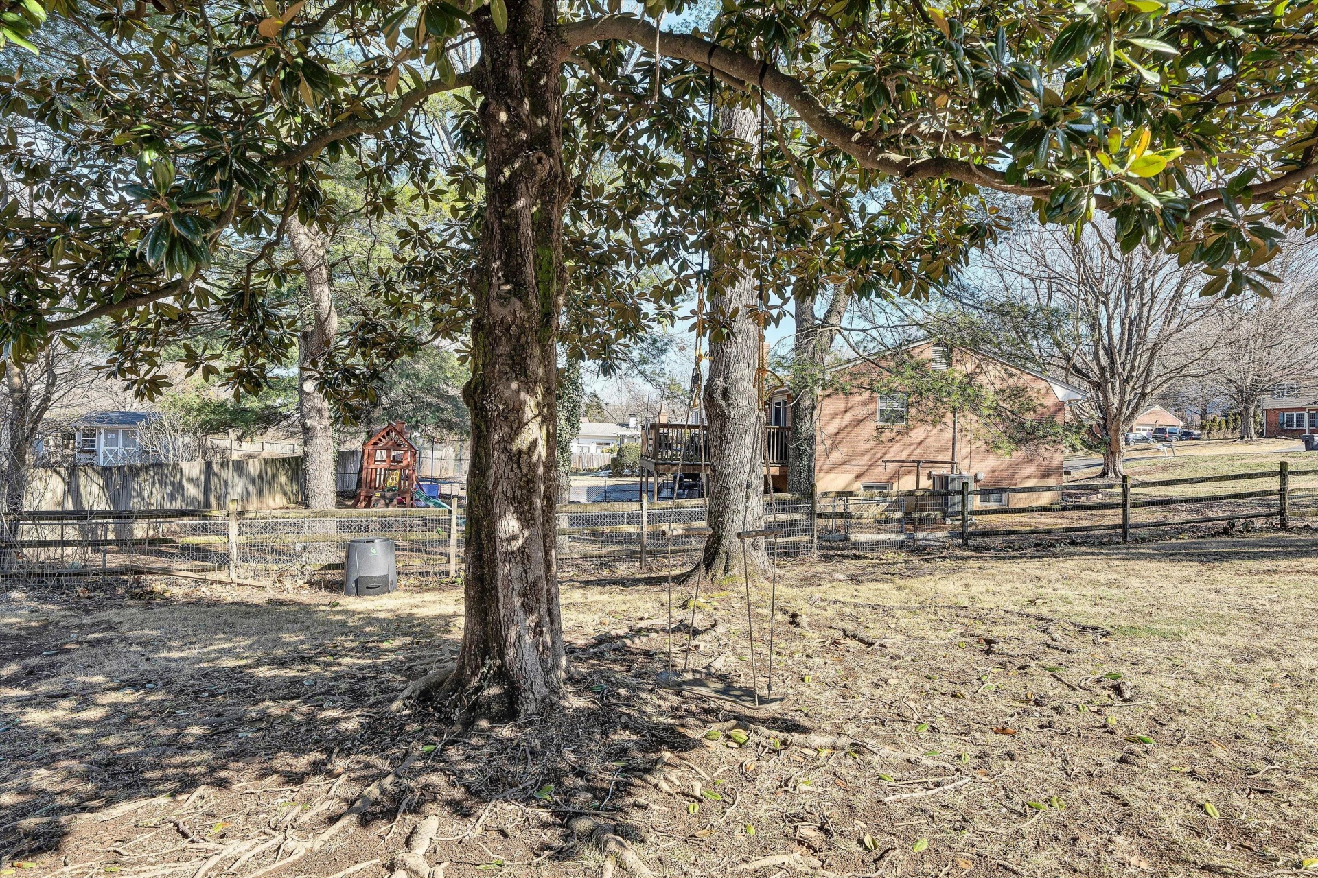 2616 Hollowdale DR - Photo 39