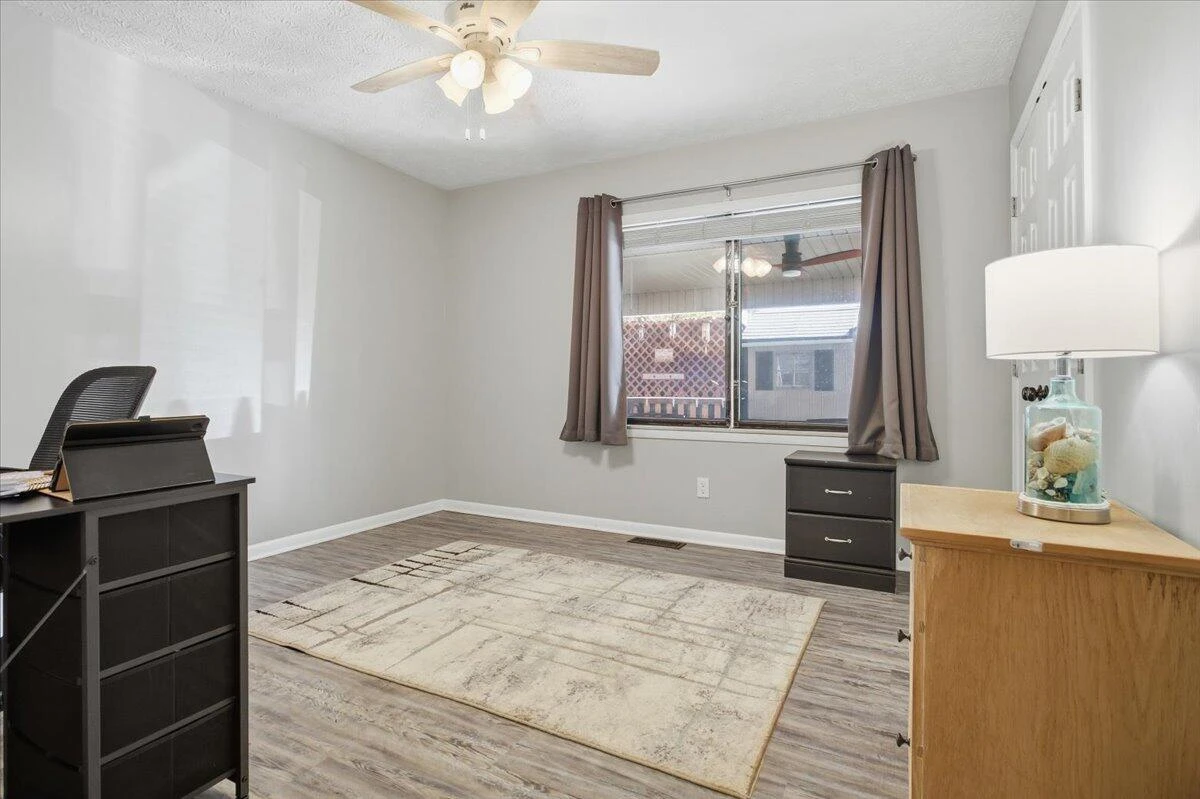 128 Huntington RD - Photo 28