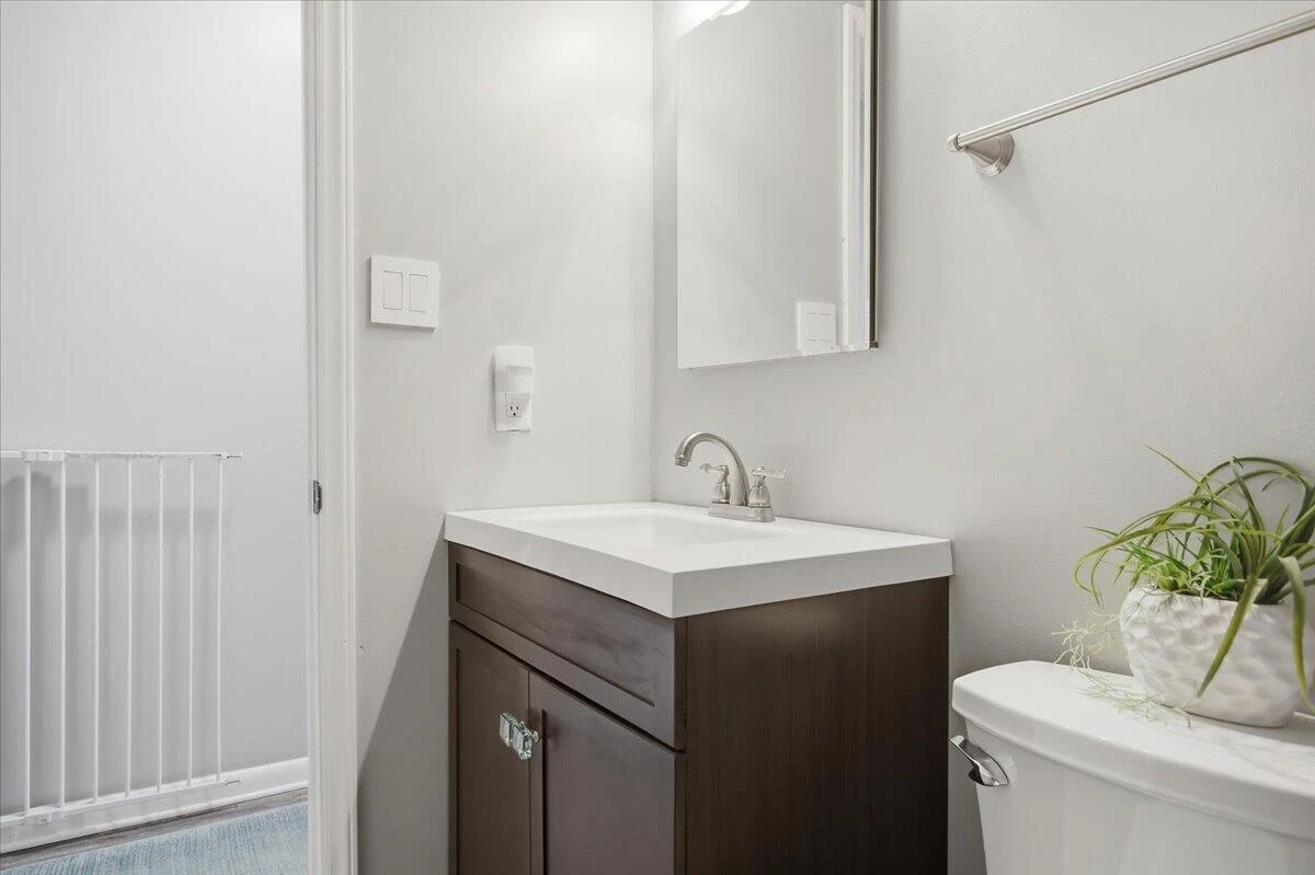 128 Huntington RD - Photo 32