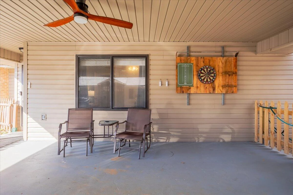 128 Huntington RD - Photo 42