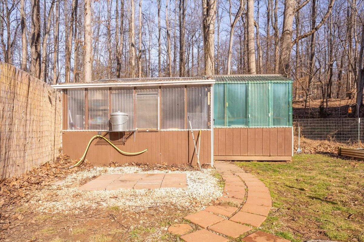 128 Huntington RD - Photo 47