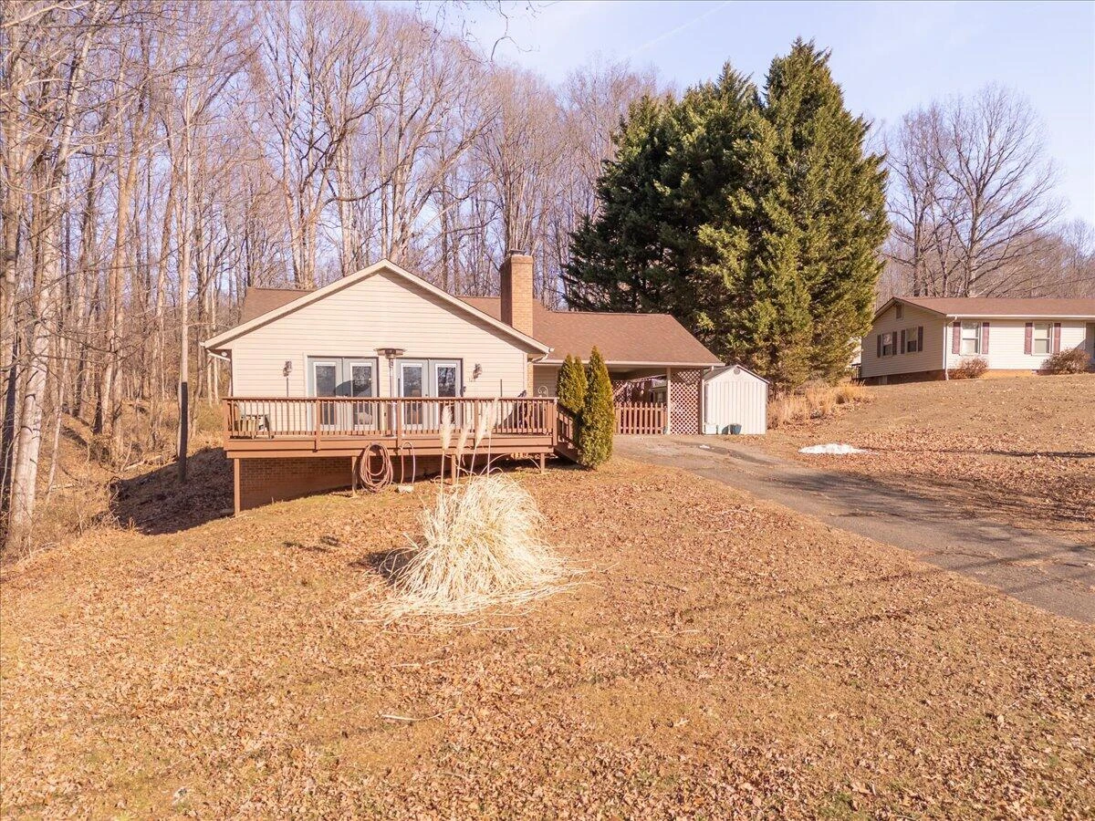 128 Huntington RD - Photo 5