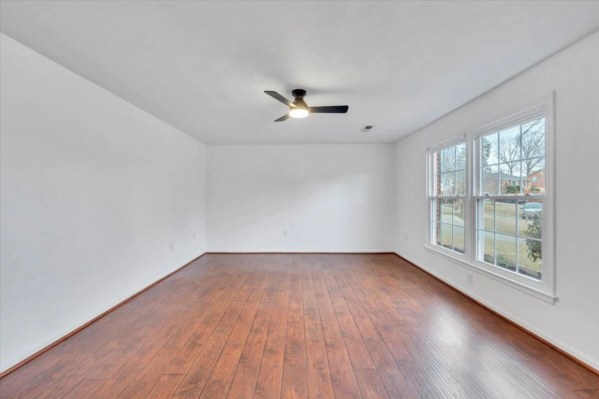 441 Aragona DR - Photo 10