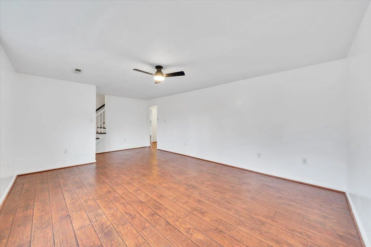 441 Aragona DR - Photo 11