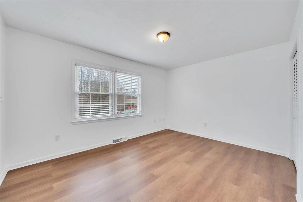 441 Aragona DR - Photo 33