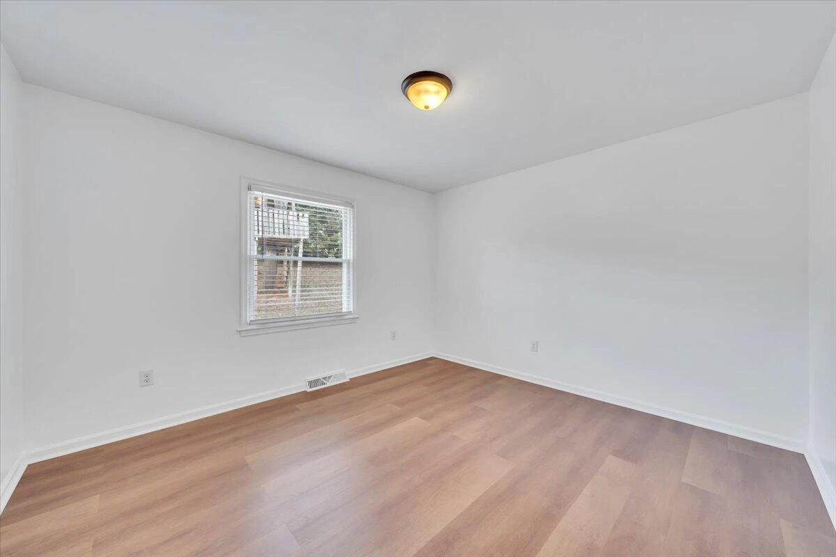 441 Aragona DR - Photo 36
