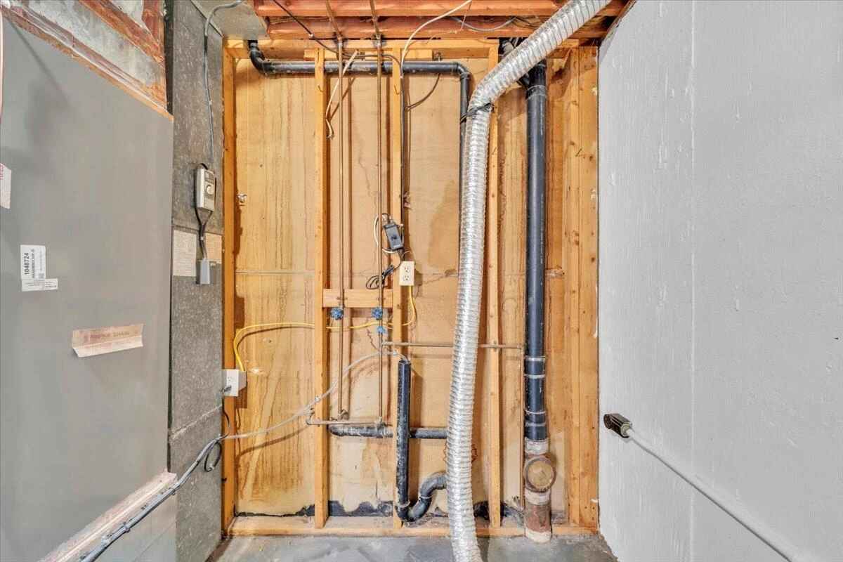 441 Aragona DR - Photo 48