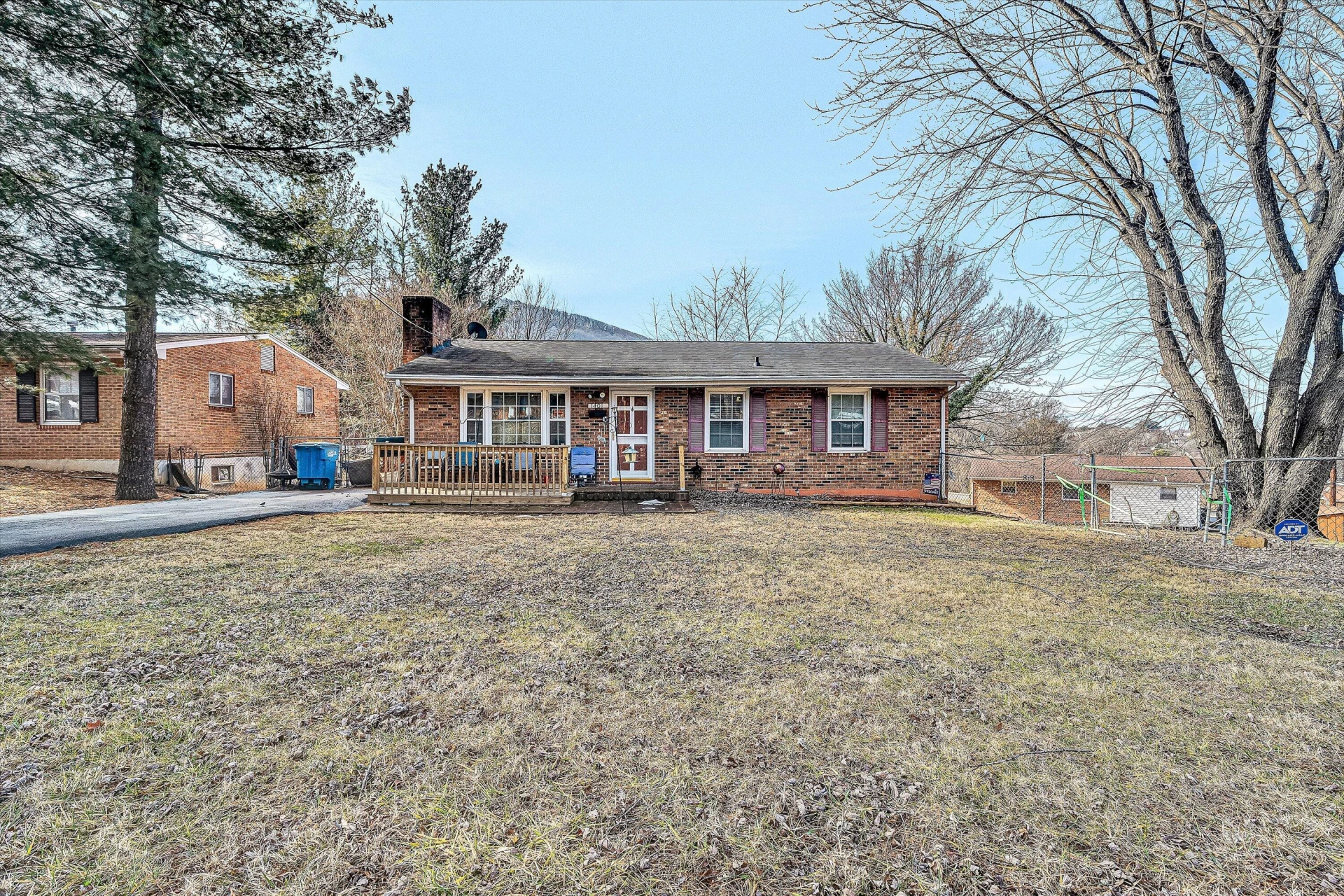 1401 Morehead AVE SE