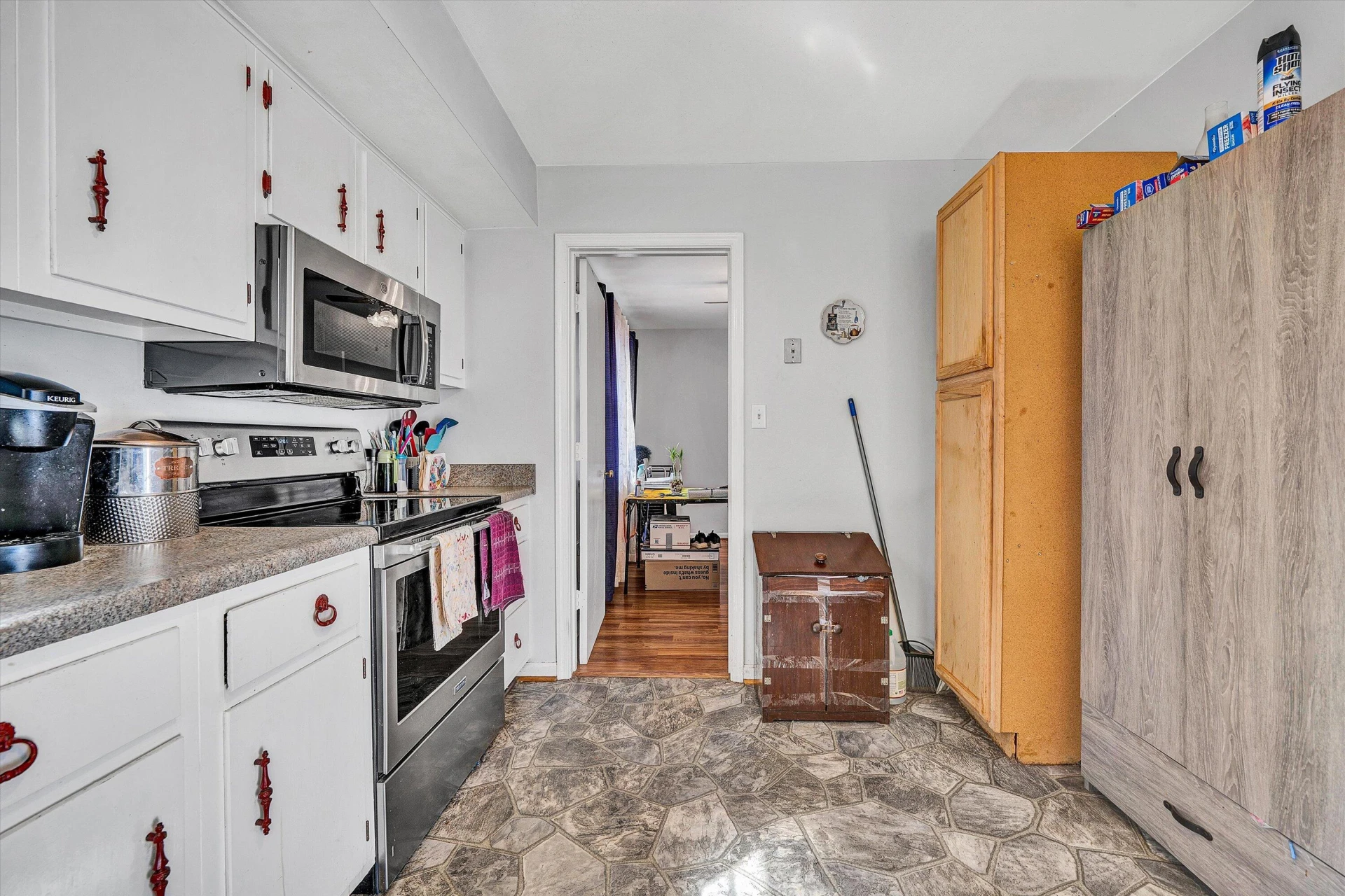 1401 Morehead AVE SE - Photo 9