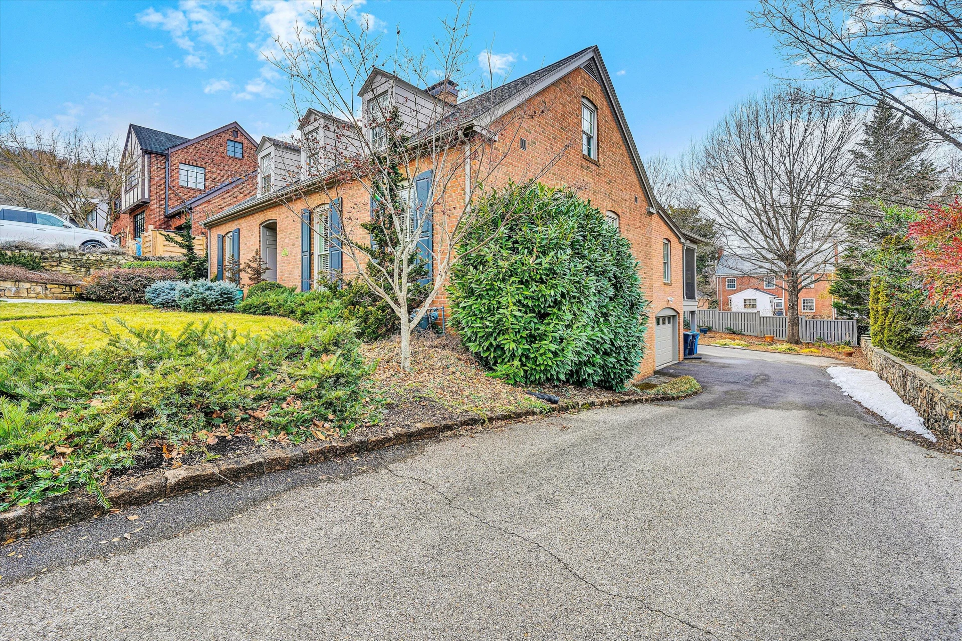2609 Stanley AVE SE - Photo 69