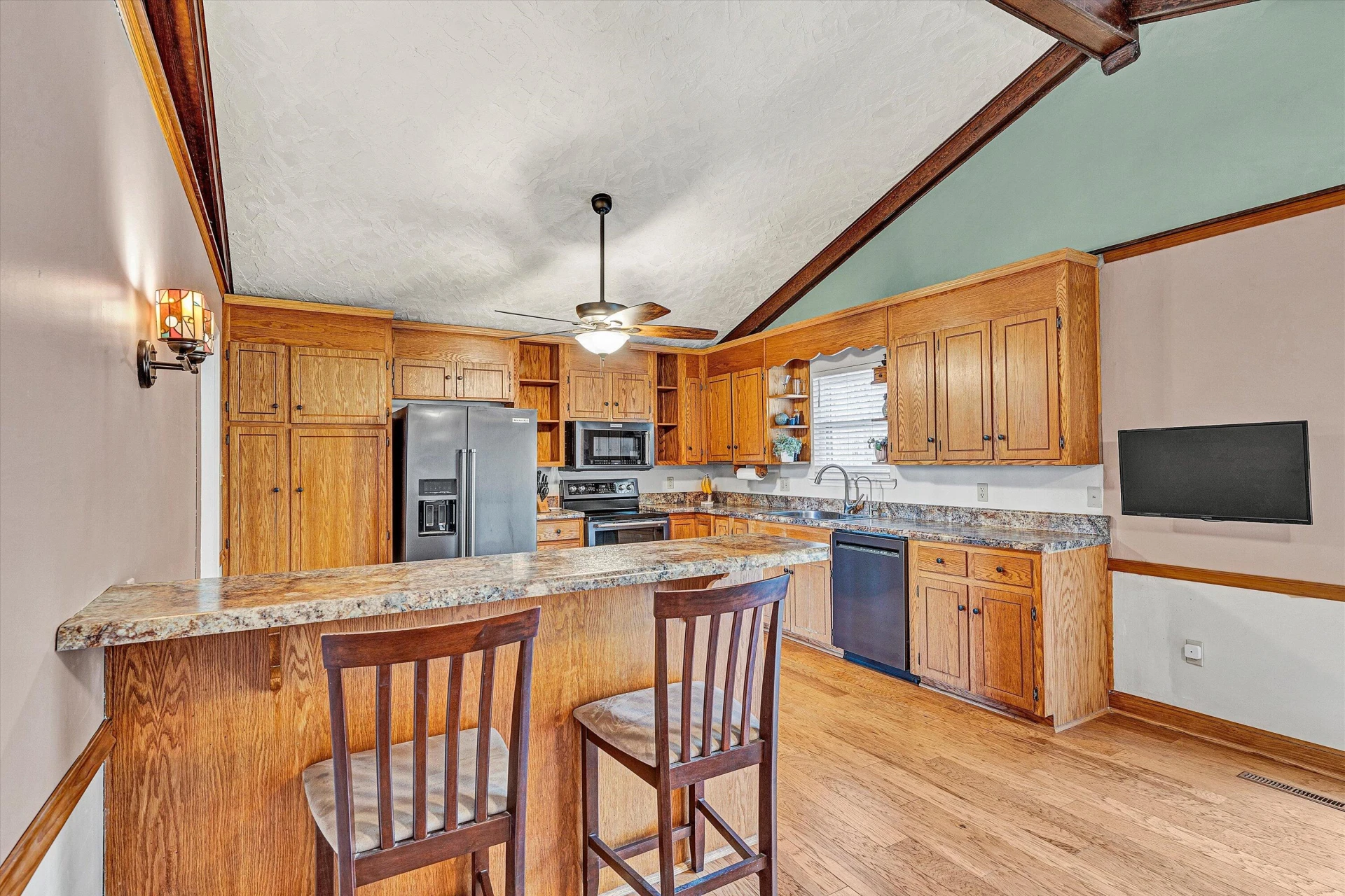 221 Summer CIR - Photo 21