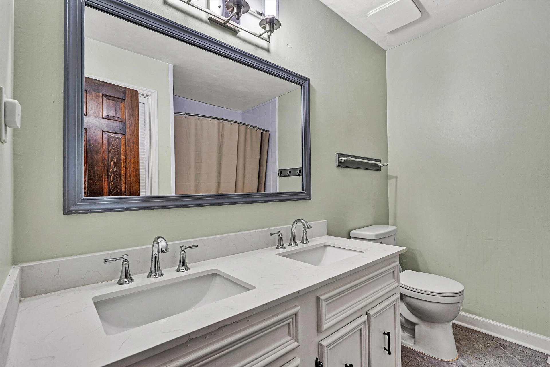 221 Summer CIR - Photo 26