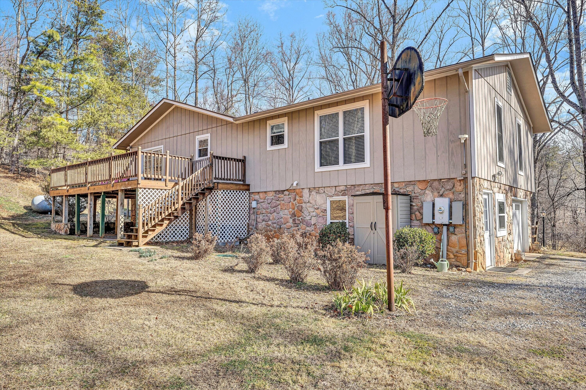 221 Summer CIR - Photo 40