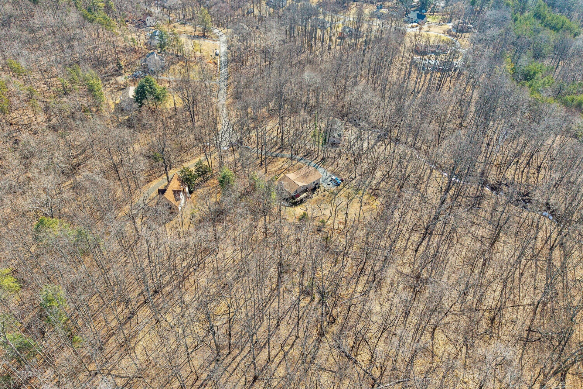 221 Summer CIR - Photo 7