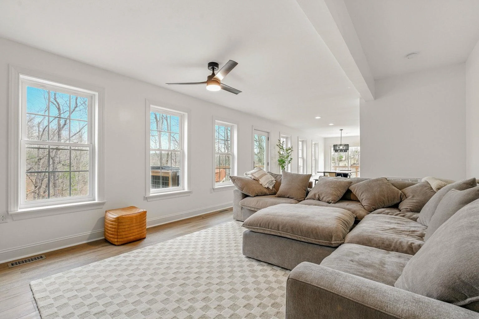 106 Sherwood DR - Photo 10