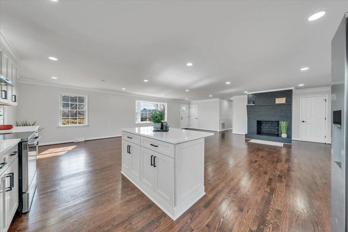 971 Stonegate DR - Photo 15