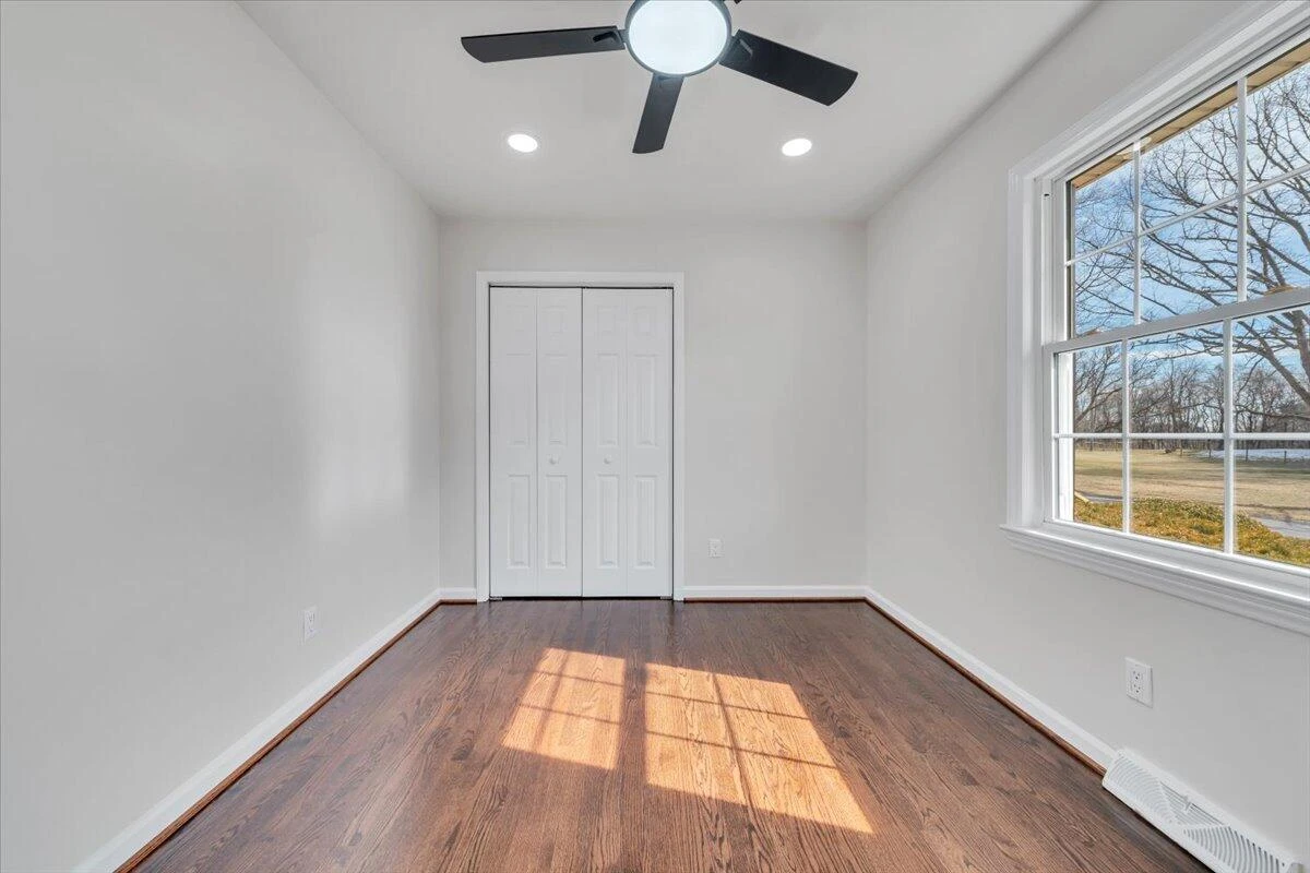 971 Stonegate DR - Photo 18