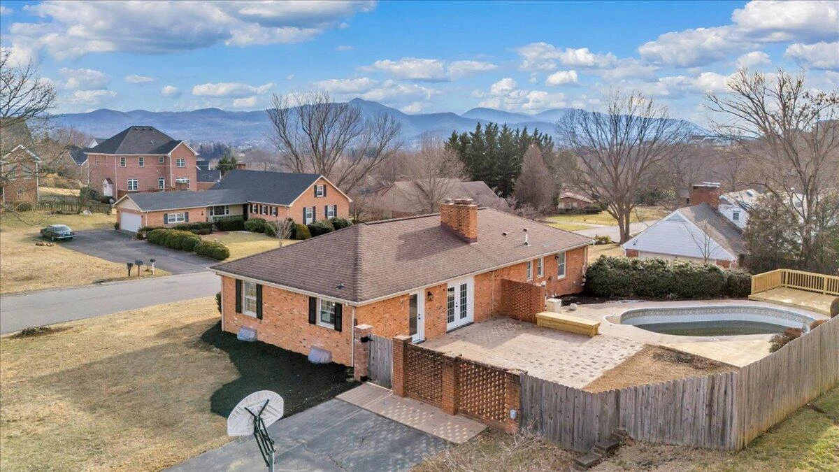 971 Stonegate DR - Photo 55