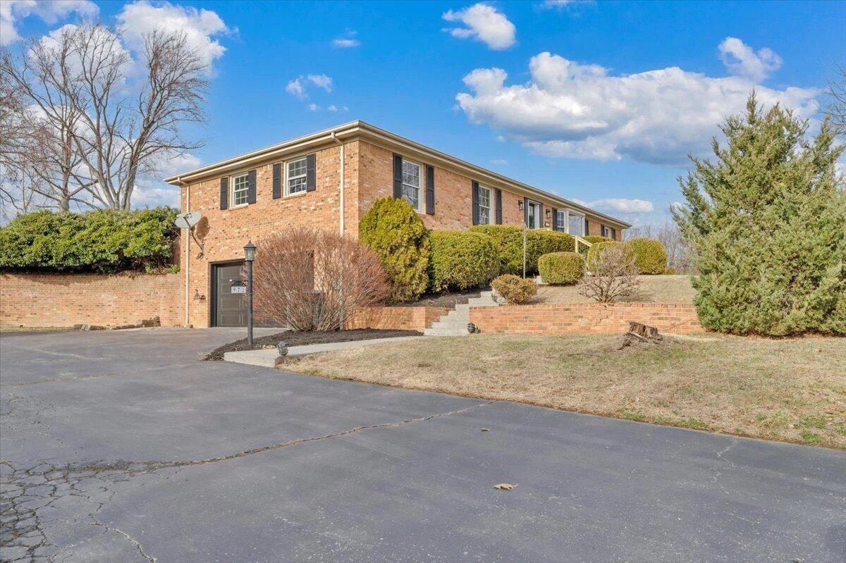 971 Stonegate DR - Photo 57