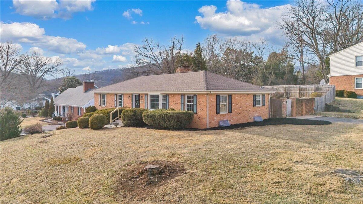 971 Stonegate DR - Photo 59