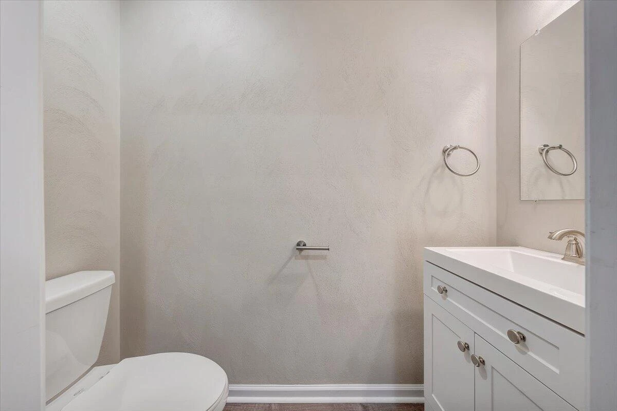 1427 Varnell AVE NE - Photo 23