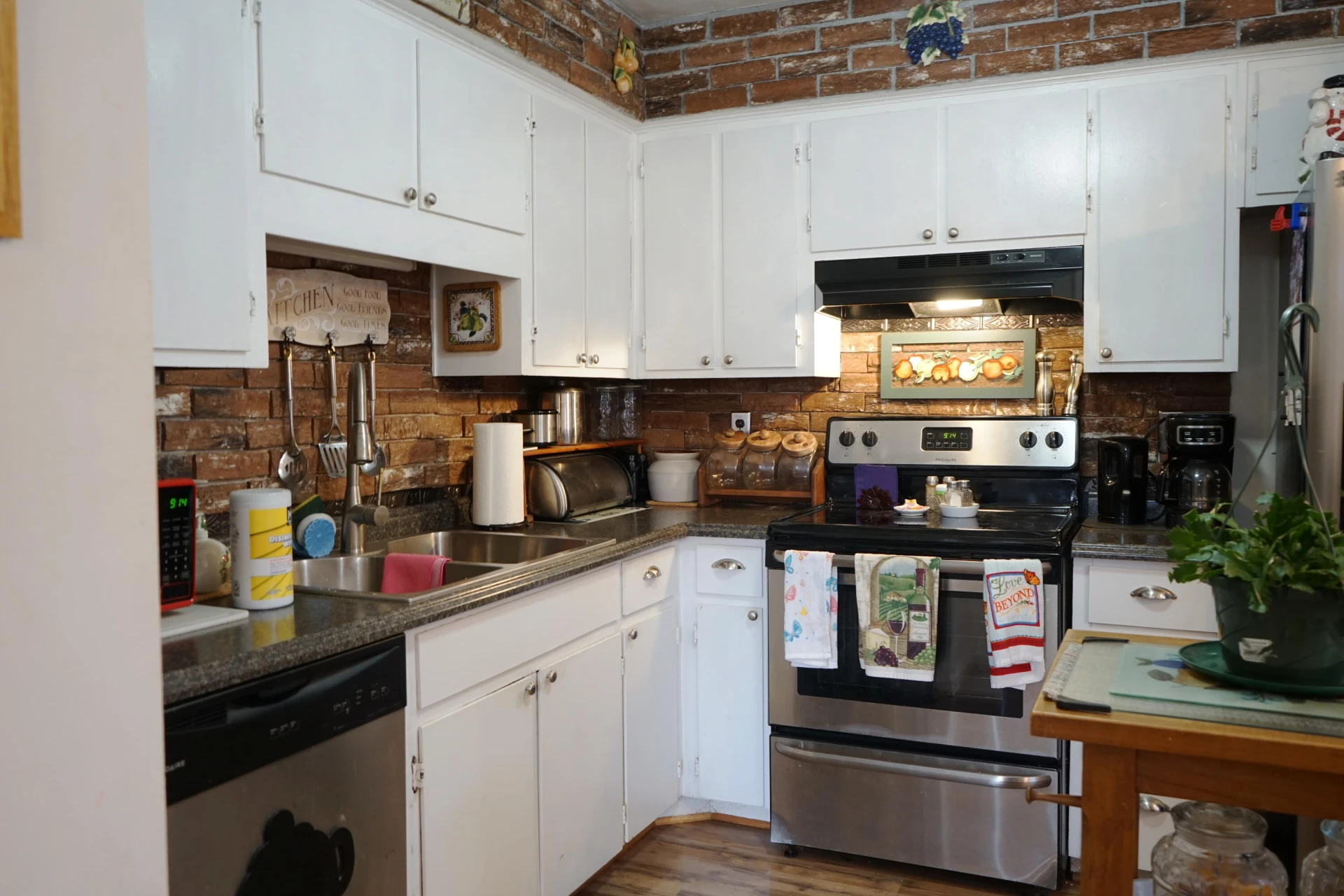 5320 Cove RD NW - Photo 9