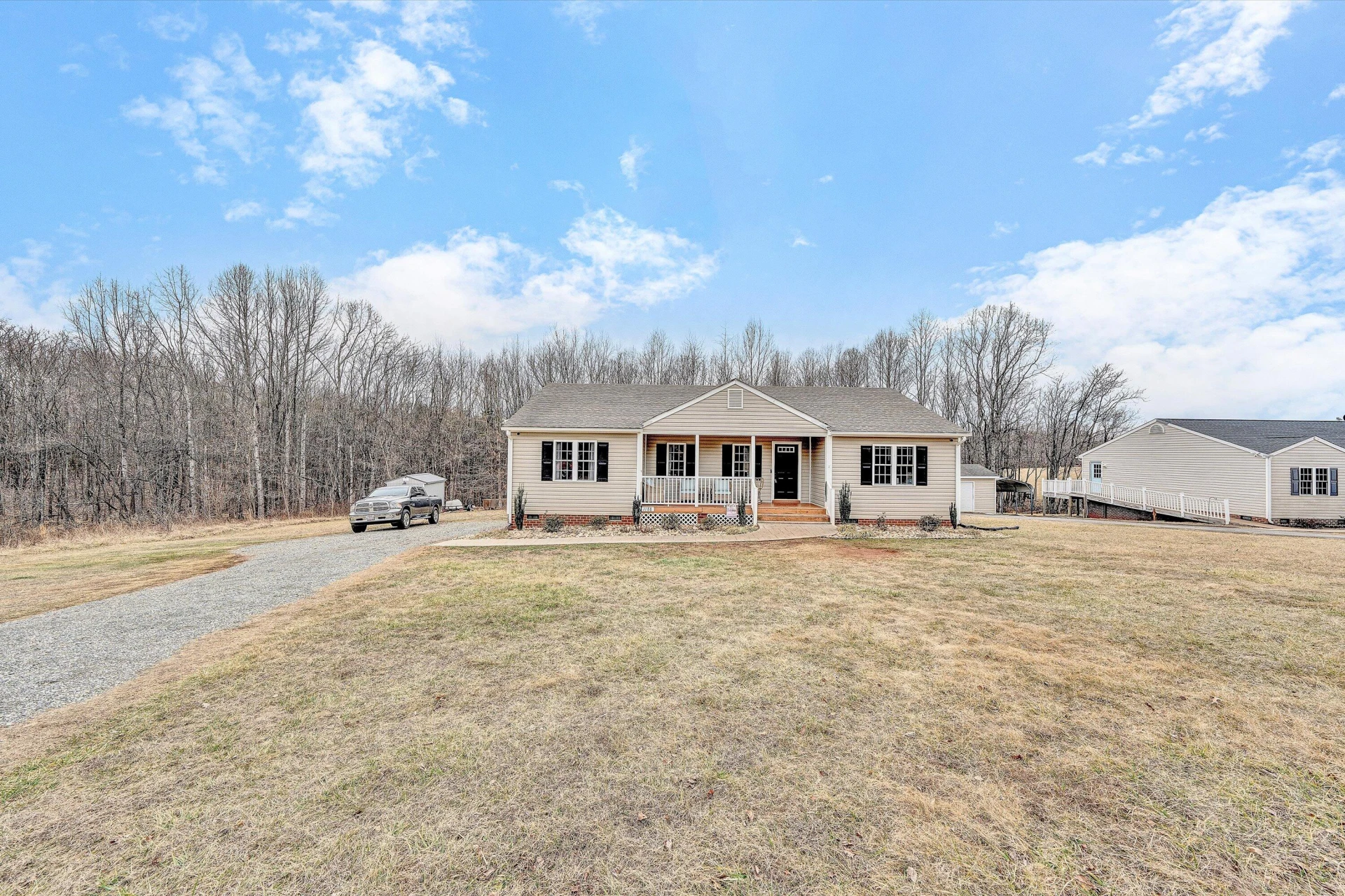 1188 AIRPORT RD - Photo 5