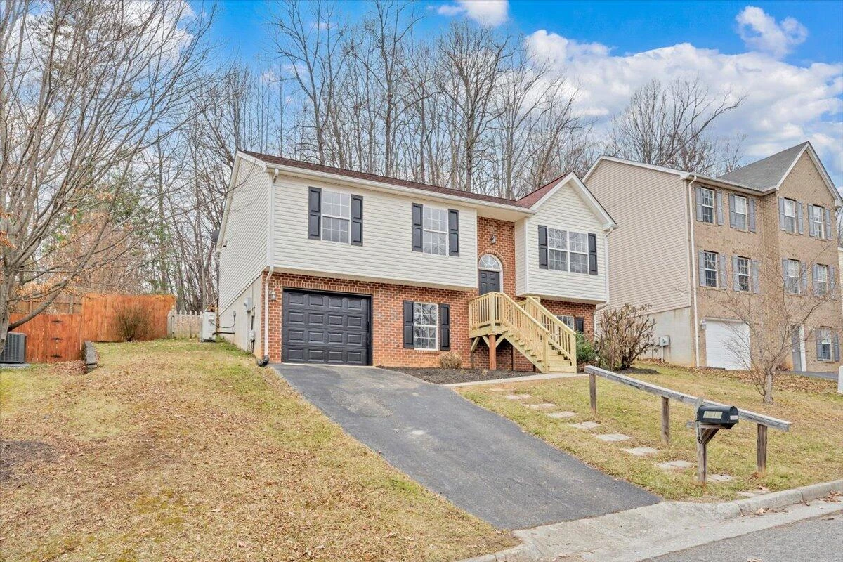 1718 Connors Run - Photo 2