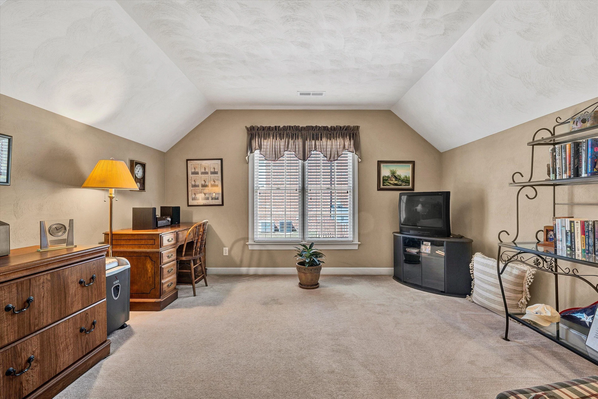 5852 Salisbury DR - Photo 46
