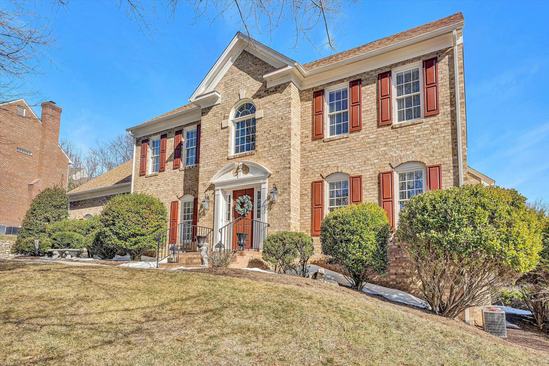 5852 Salisbury DR - Photo 9