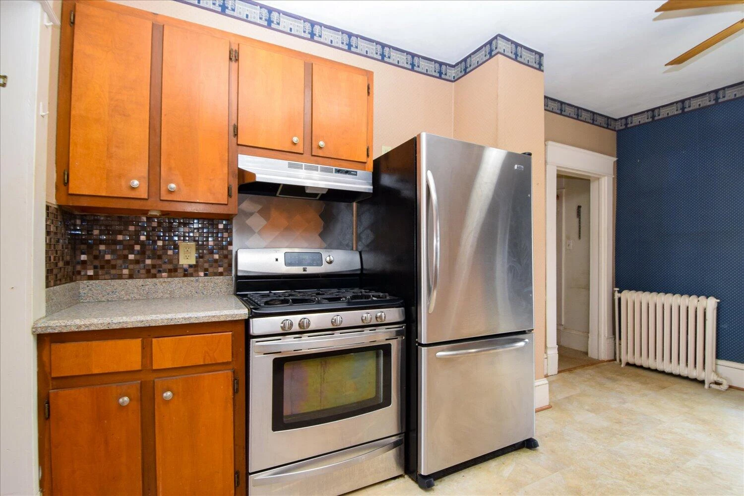 1906 Oxford AVE SW - Photo 16