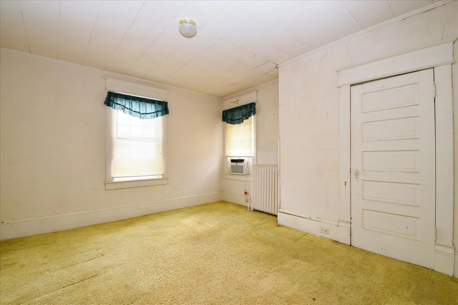 1906 Oxford AVE SW - Photo 18