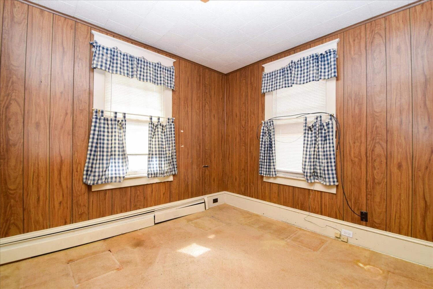 1906 Oxford AVE SW - Photo 21