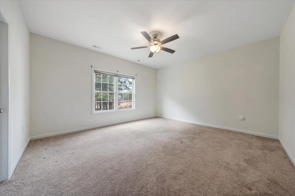2044 Heys LN - Photo 15