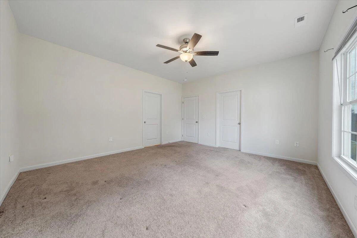 2044 Heys LN - Photo 16