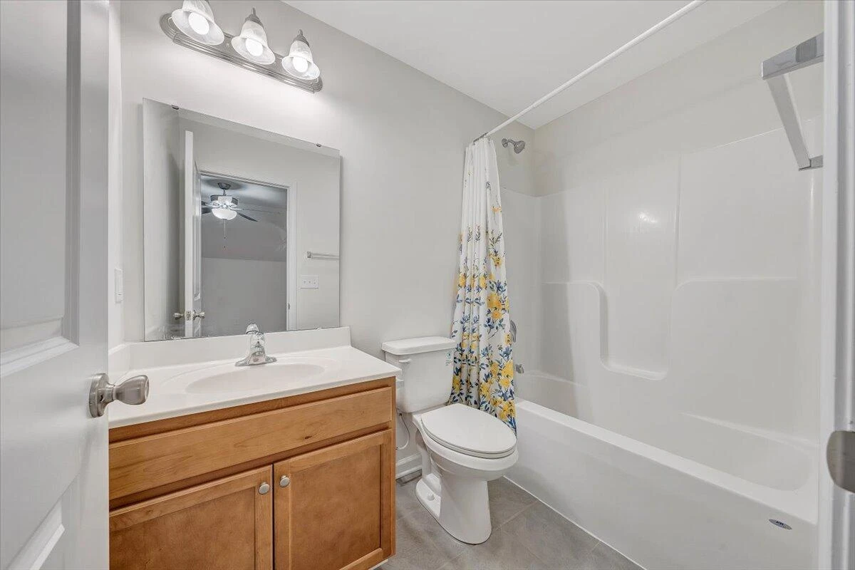 2044 Heys LN - Photo 31