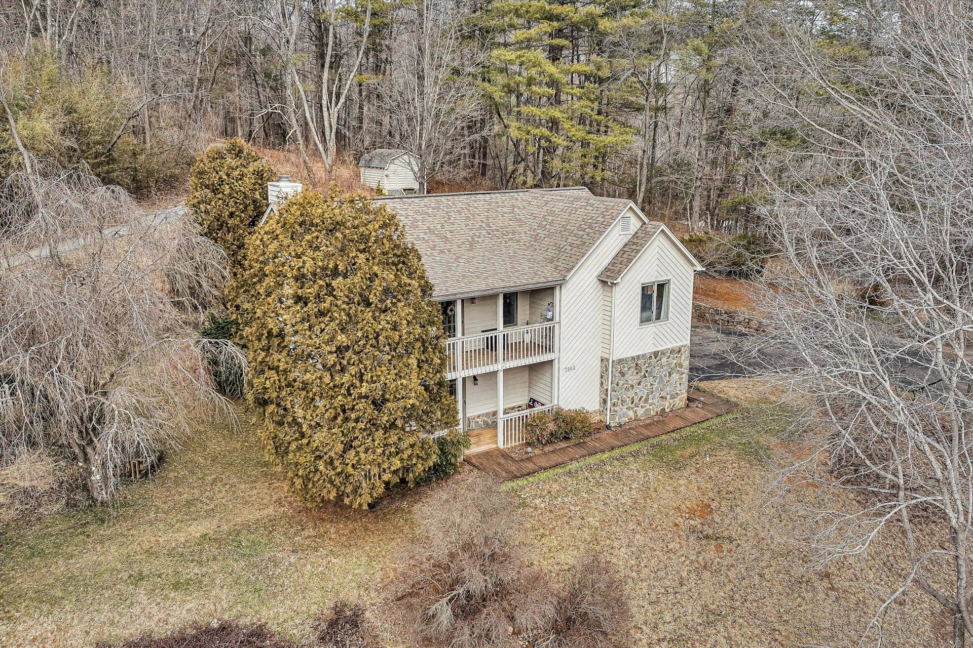 7141 Bent Mountain RD - Photo 2