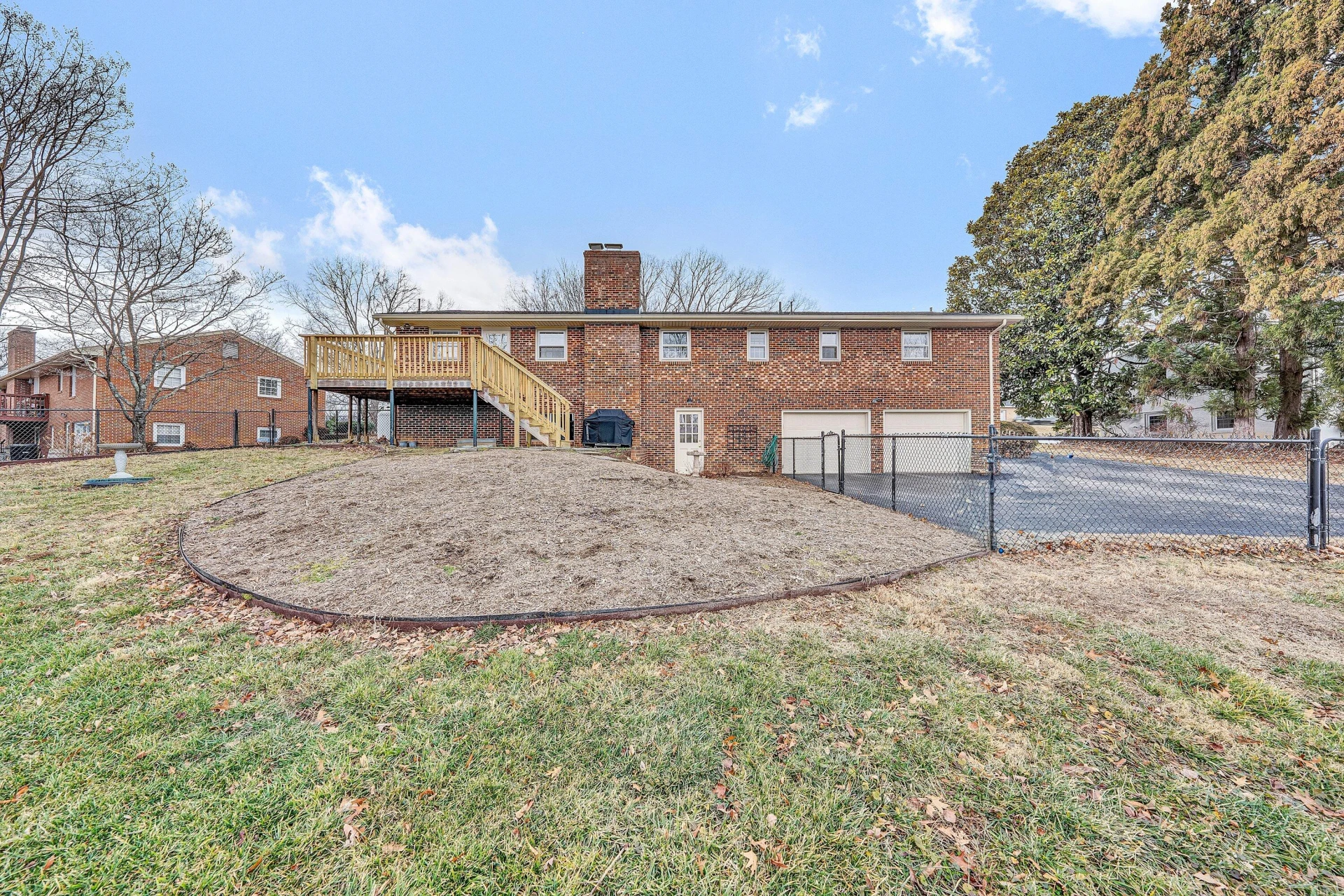 4544 Rosecrest RD - Photo 38