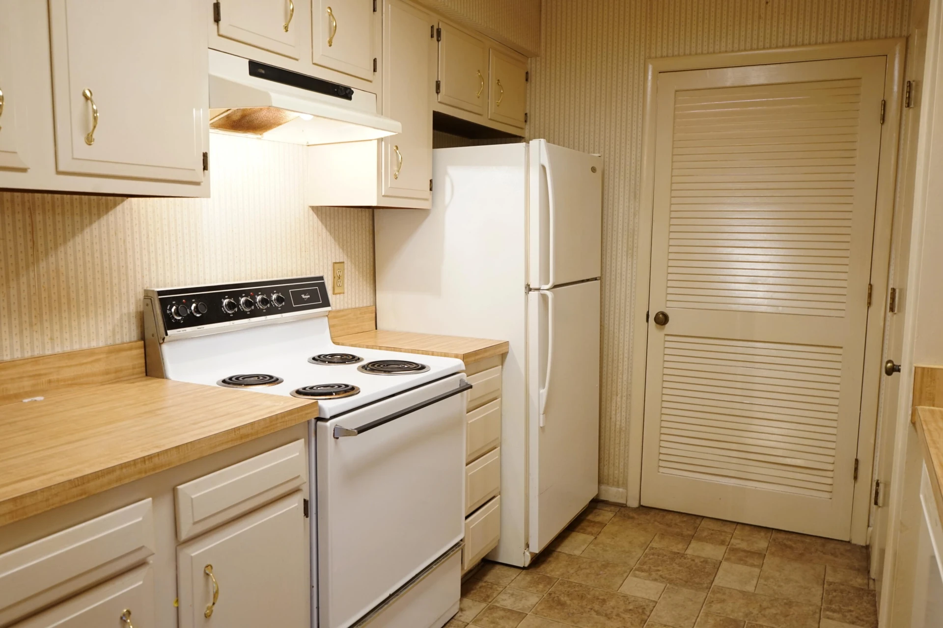 7116 Pine CT SW - Photo 10