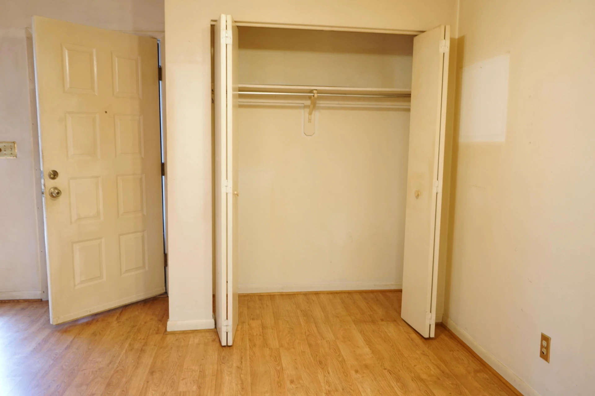 7116 Pine CT SW - Photo 7