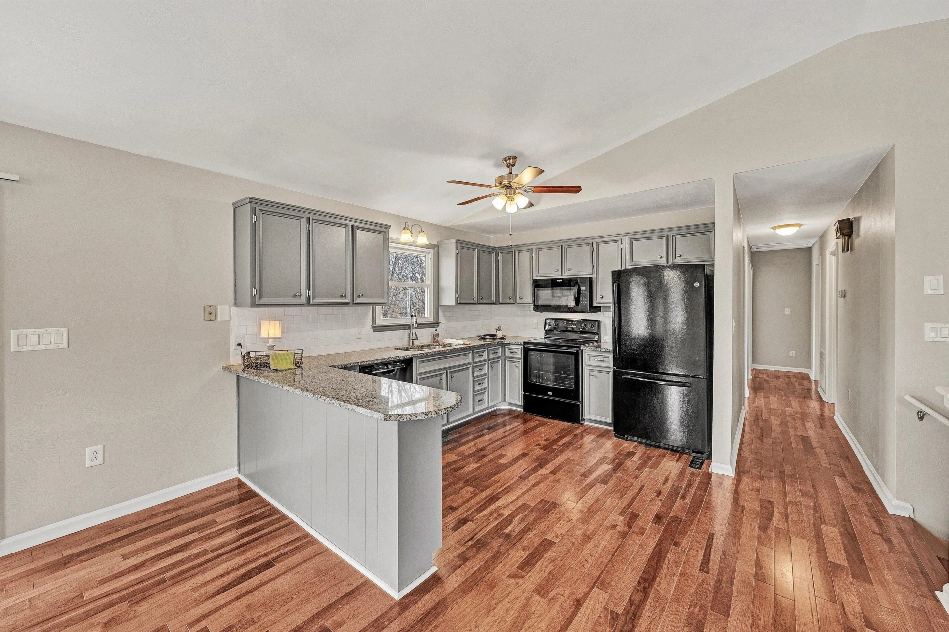 3862 Country Club RD - Photo 13