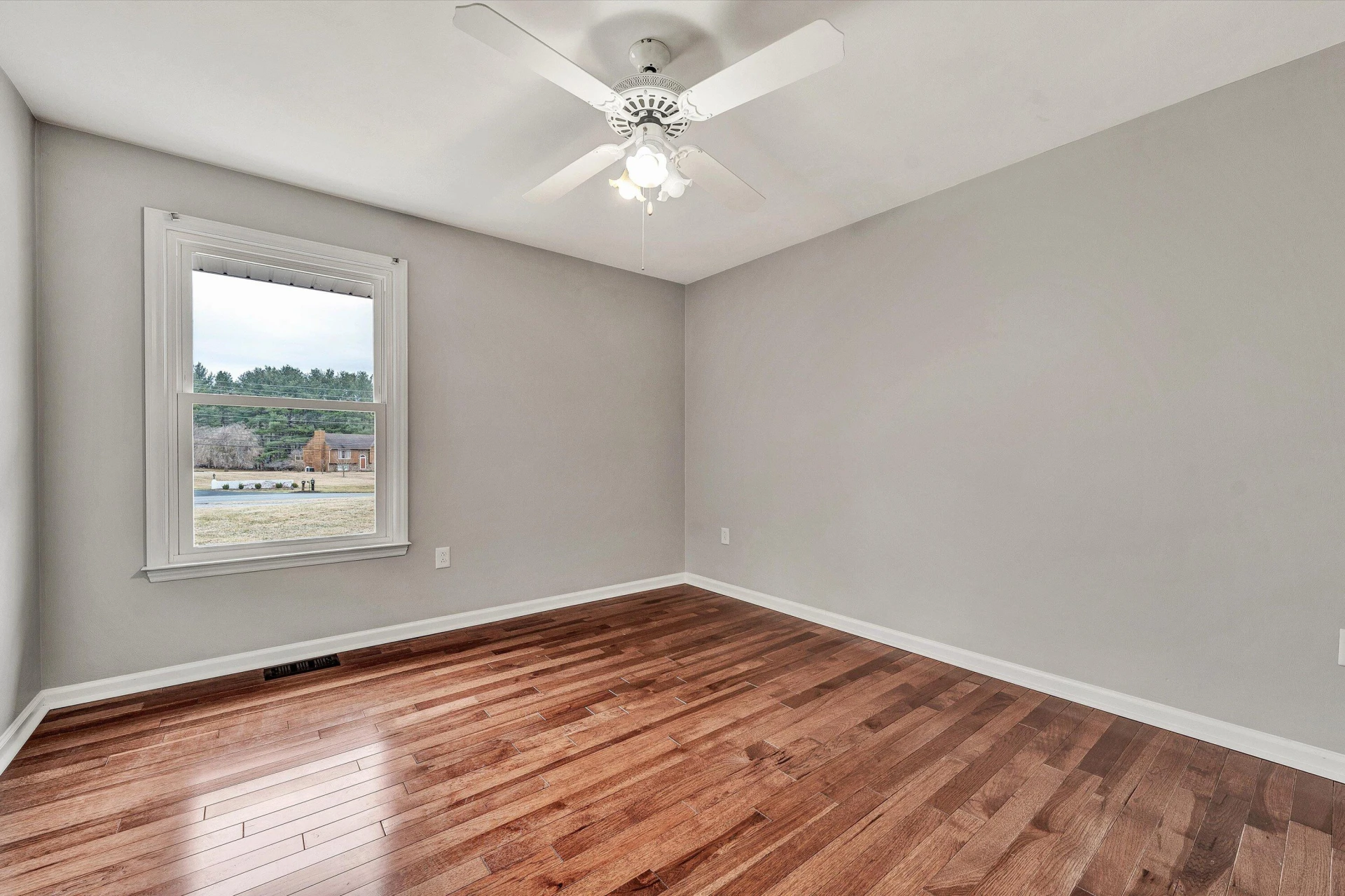 3862 Country Club RD - Photo 19